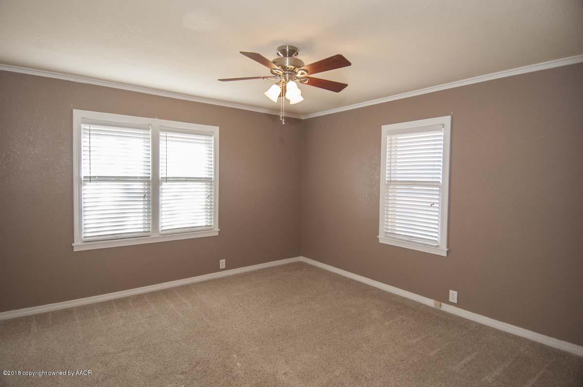 3414 South Rusk Street Amarillo, TX 79109 - Photo 18 of 32 BEDROOM 2 VIEW 1