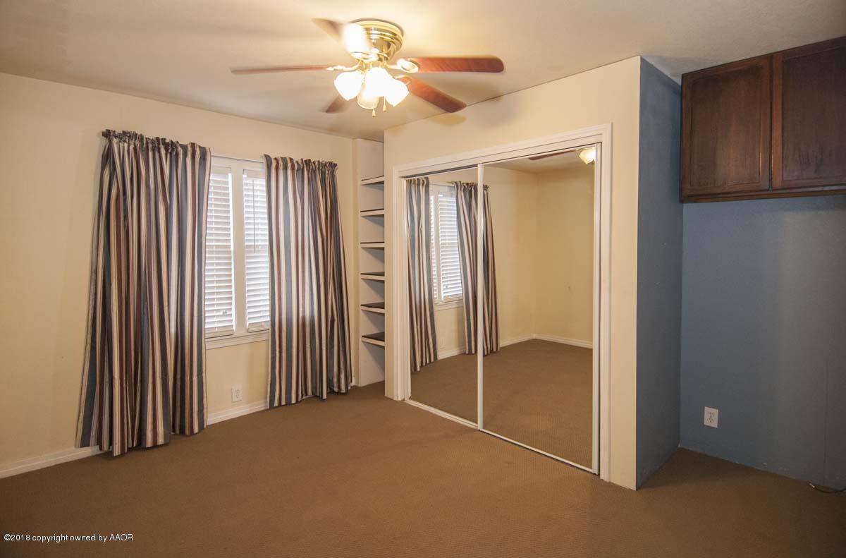 3414 South Rusk Street Amarillo, TX 79109 - Photo 20 of 32 BEDROOM 3 VIEW 1