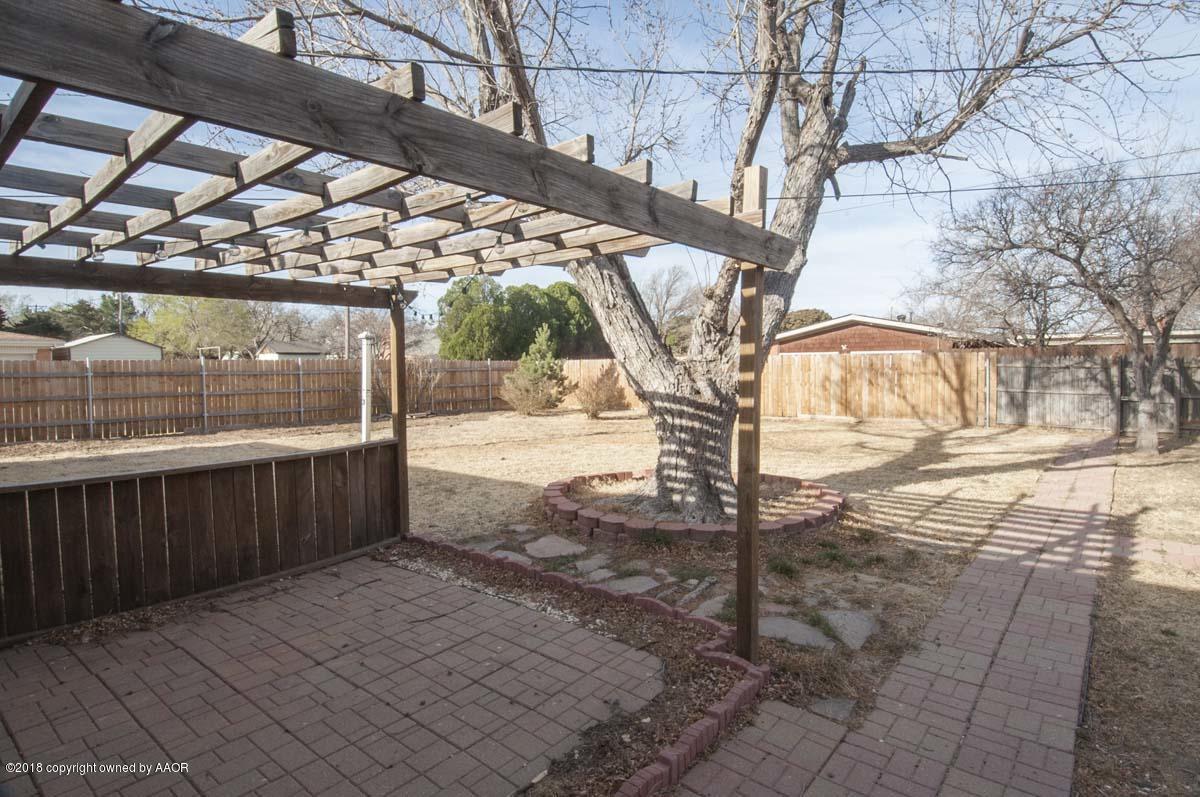 3414 South Rusk Street Amarillo, TX 79109 - Photo 25 of 32 PATIO VIEW 1