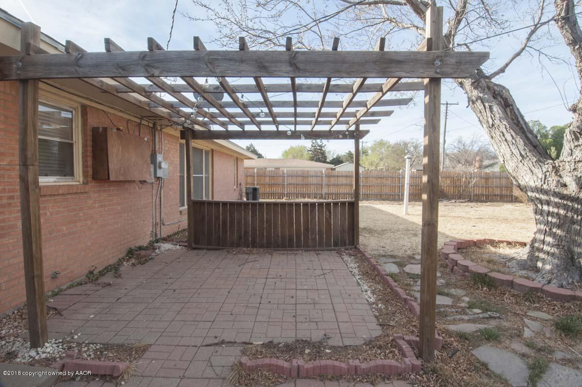 3414 South Rusk Street Amarillo, TX 79109 - Photo 27 of 32 PATIO VIEW 3
