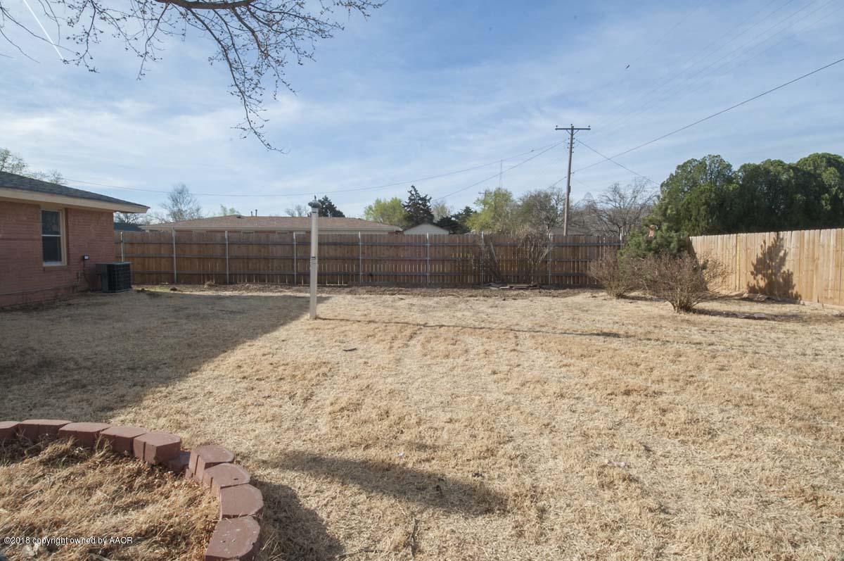 3414 South Rusk Street Amarillo, TX 79109 - Photo 32 of 32 YARD VIEW 2