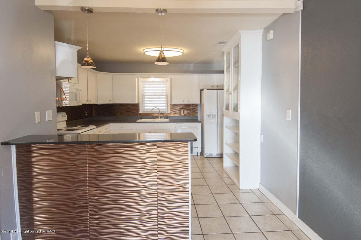 3414 South Rusk Street Amarillo, TX 79109 - Photo 7 of 32 KITCHEN VIEW 1