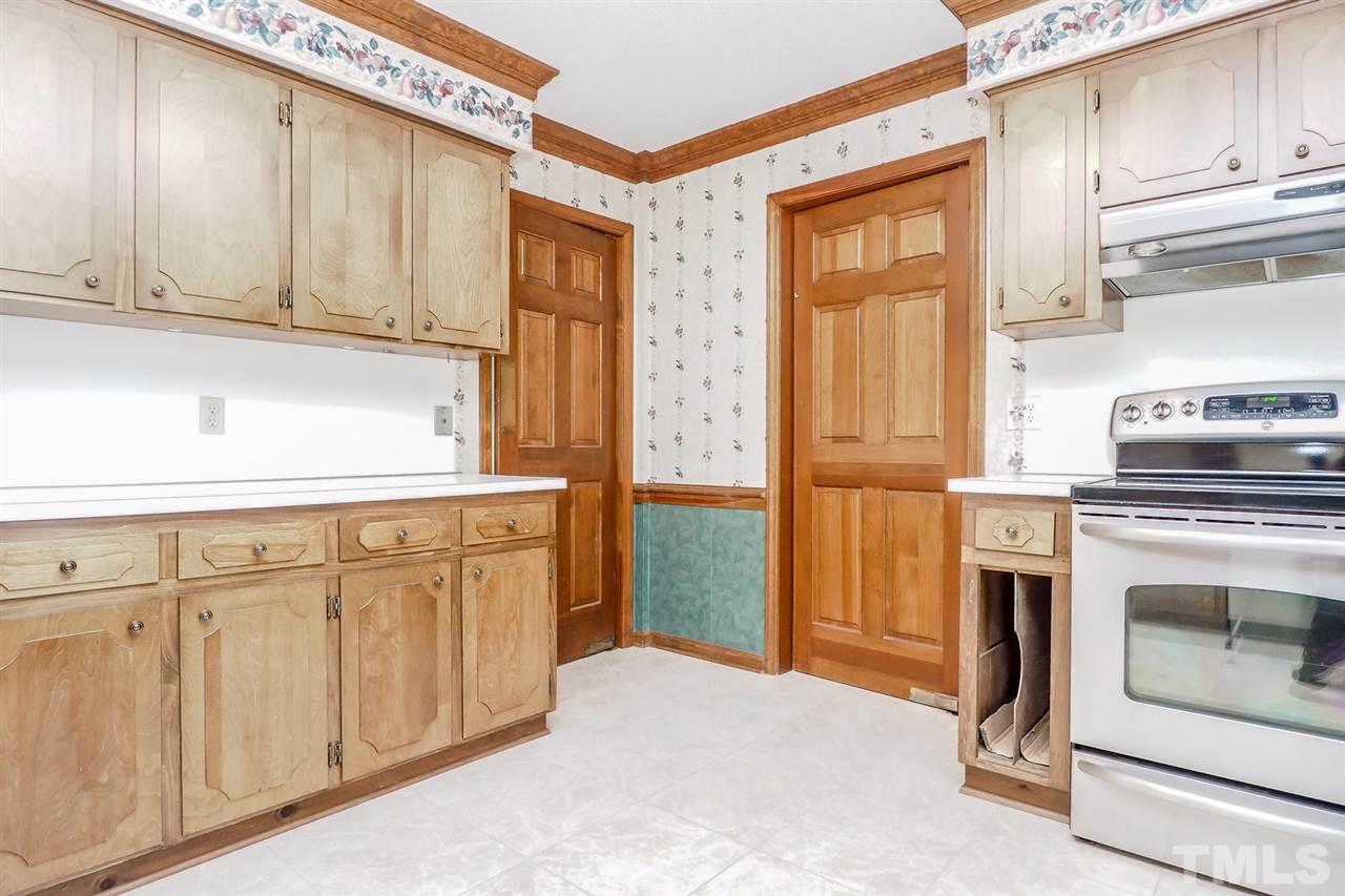 2813 Dunkirk Drive Raleigh, NC 27613 - Photo 14 of 25