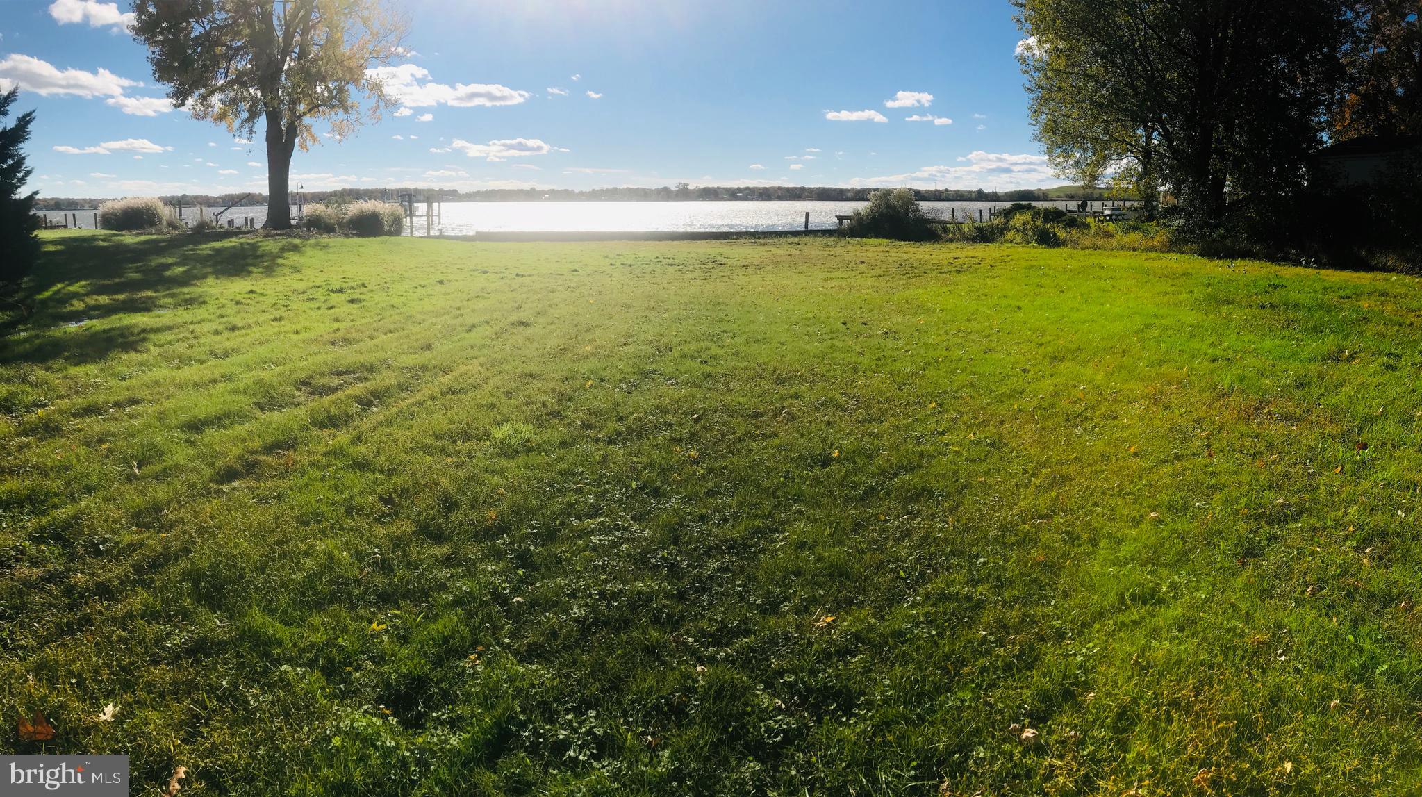 910 Thompson Boulevard Baltimore, MD 21221 - Photo 1 of 14 Great Water Views
