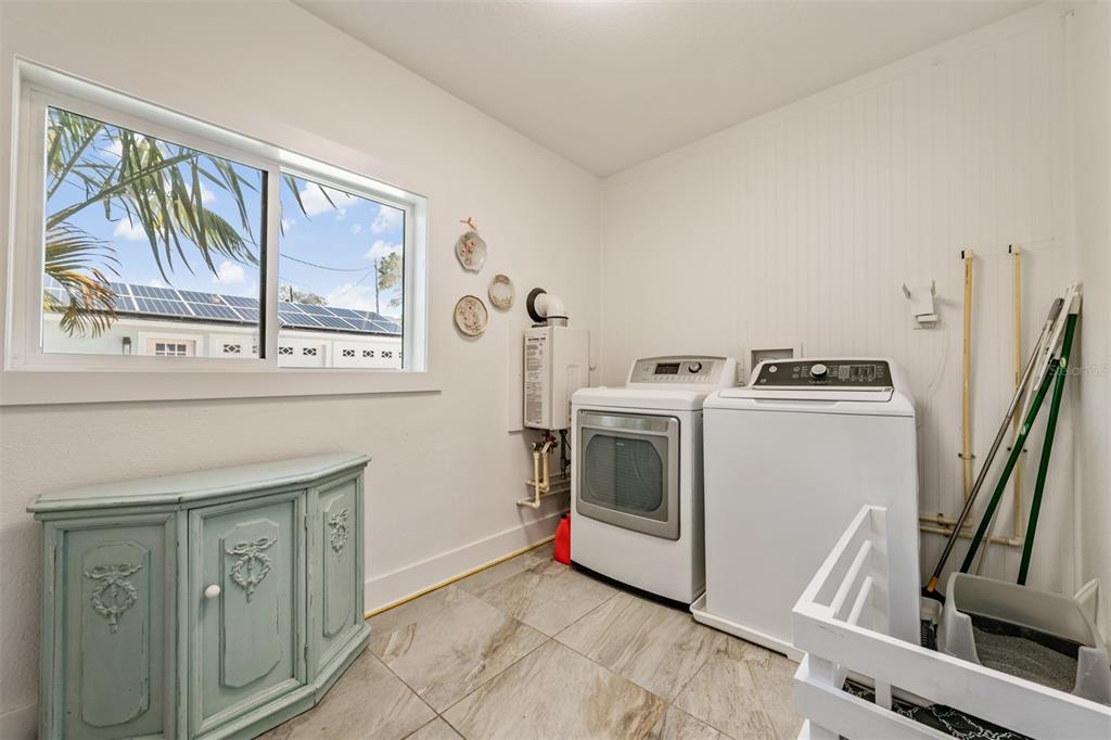 2020 Culberson Avenue Dunedin, FL 34698 - Photo 20 of 43