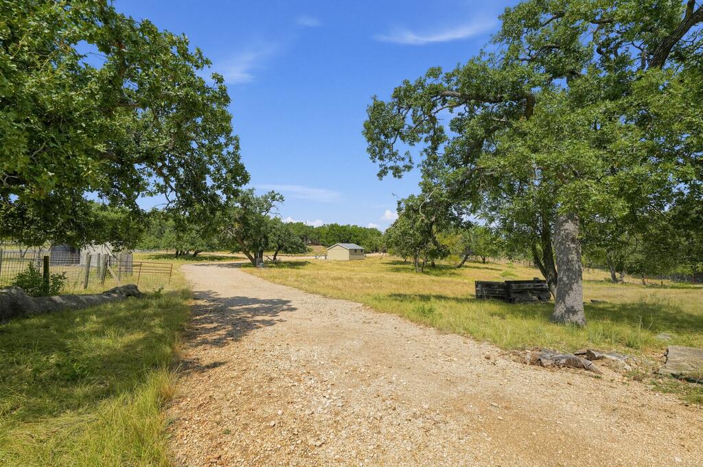 201 Sierra Road Kerrville, TX 78028 - Photo 66 of 69 Gallery Image 66