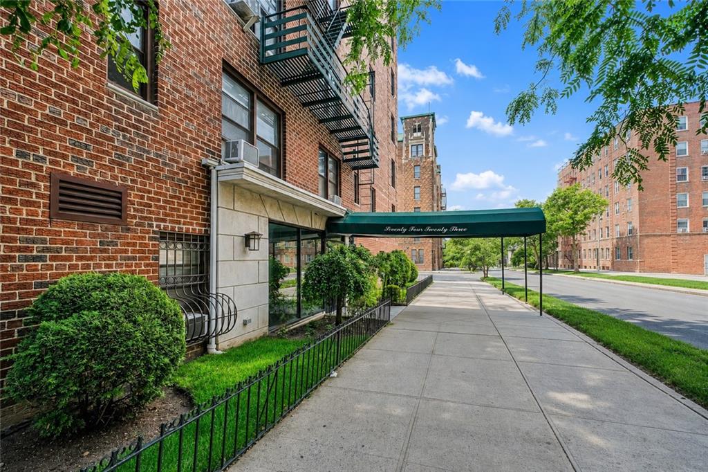 7423 Ridge Boulevard, Unit 1G Brooklyn, NY 11209 - Photo 15 of 16