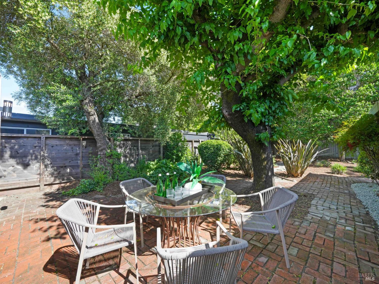 701 Appleberry Drive San Rafael, CA 94903 - Photo 36 of 44