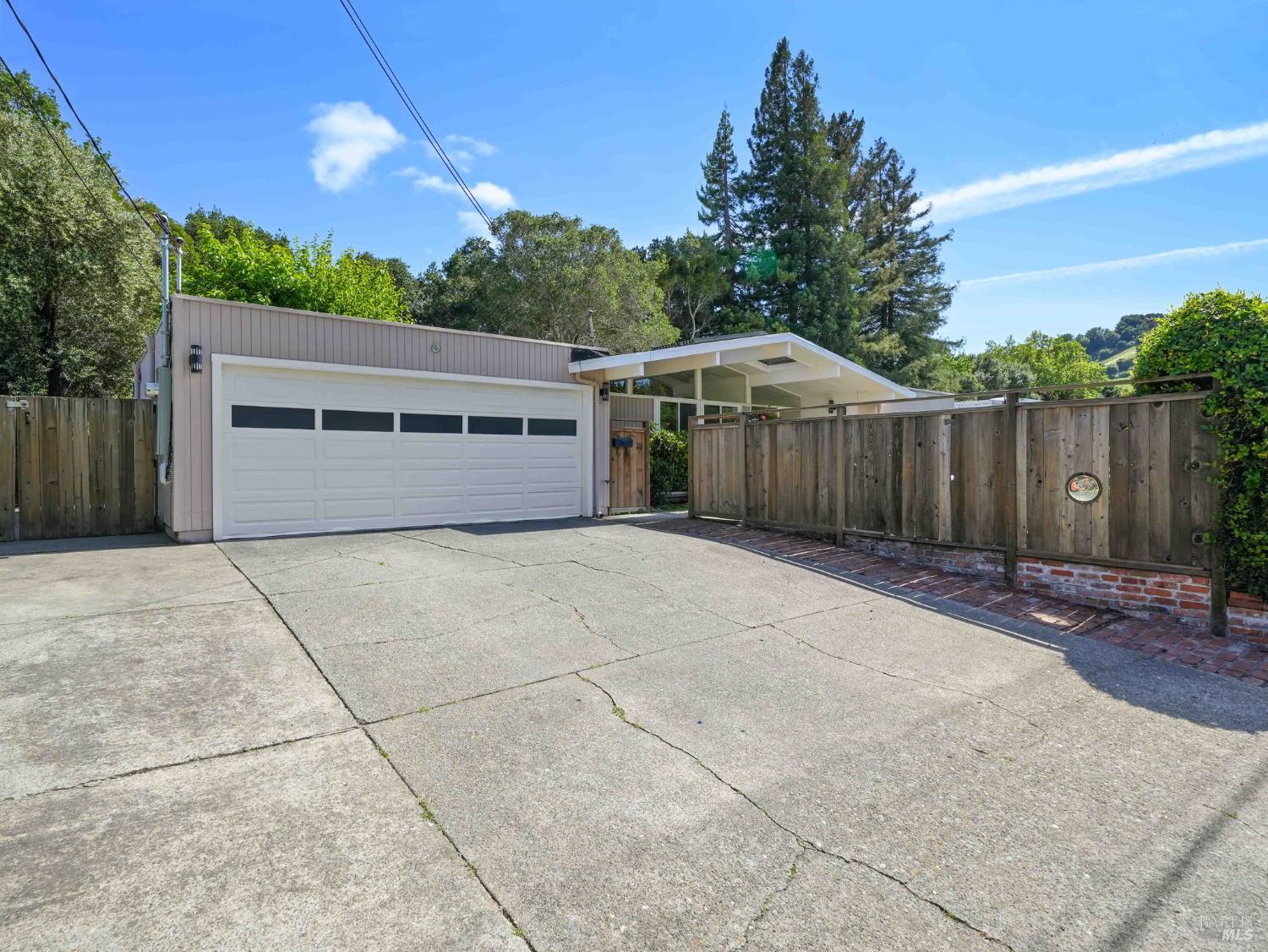 701 Appleberry Drive San Rafael, CA 94903 - Photo 39 of 44