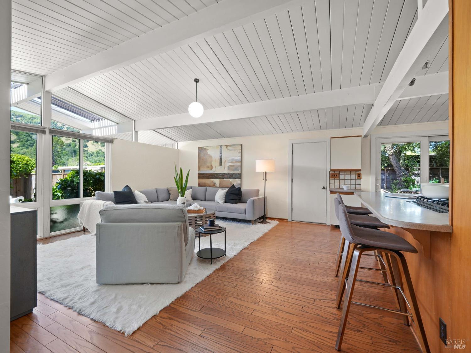 701 Appleberry Drive San Rafael, CA 94903 - Photo 9 of 44