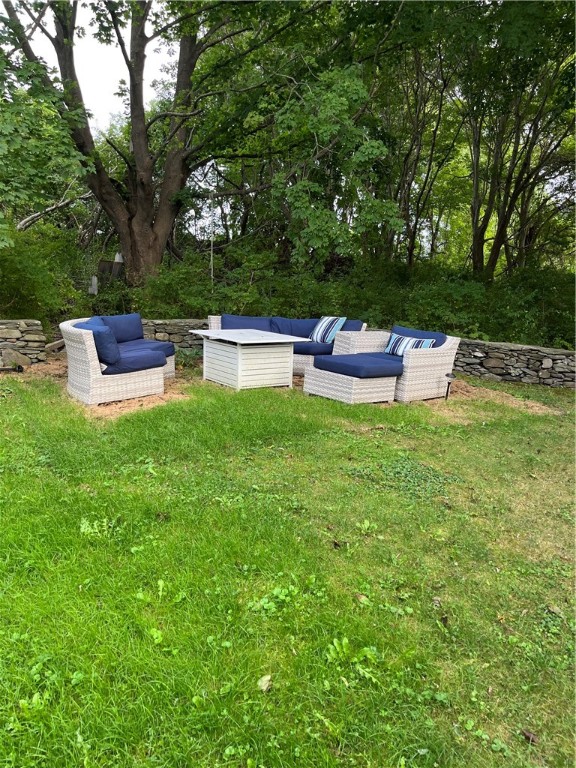 381 3rd Beach Road Middletown, RI 02842 - Photo 13 of 15