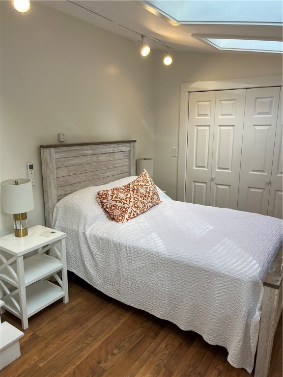 381 3rd Beach Road Middletown, RI 02842 - Photo 10 of 15