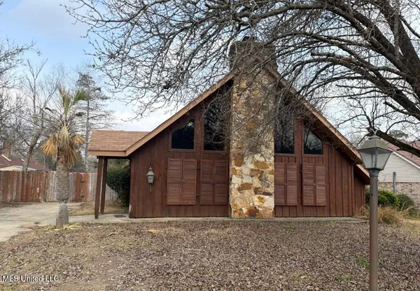 $109,900 | 27 Clairmont Circle, Laurel, MS 39440