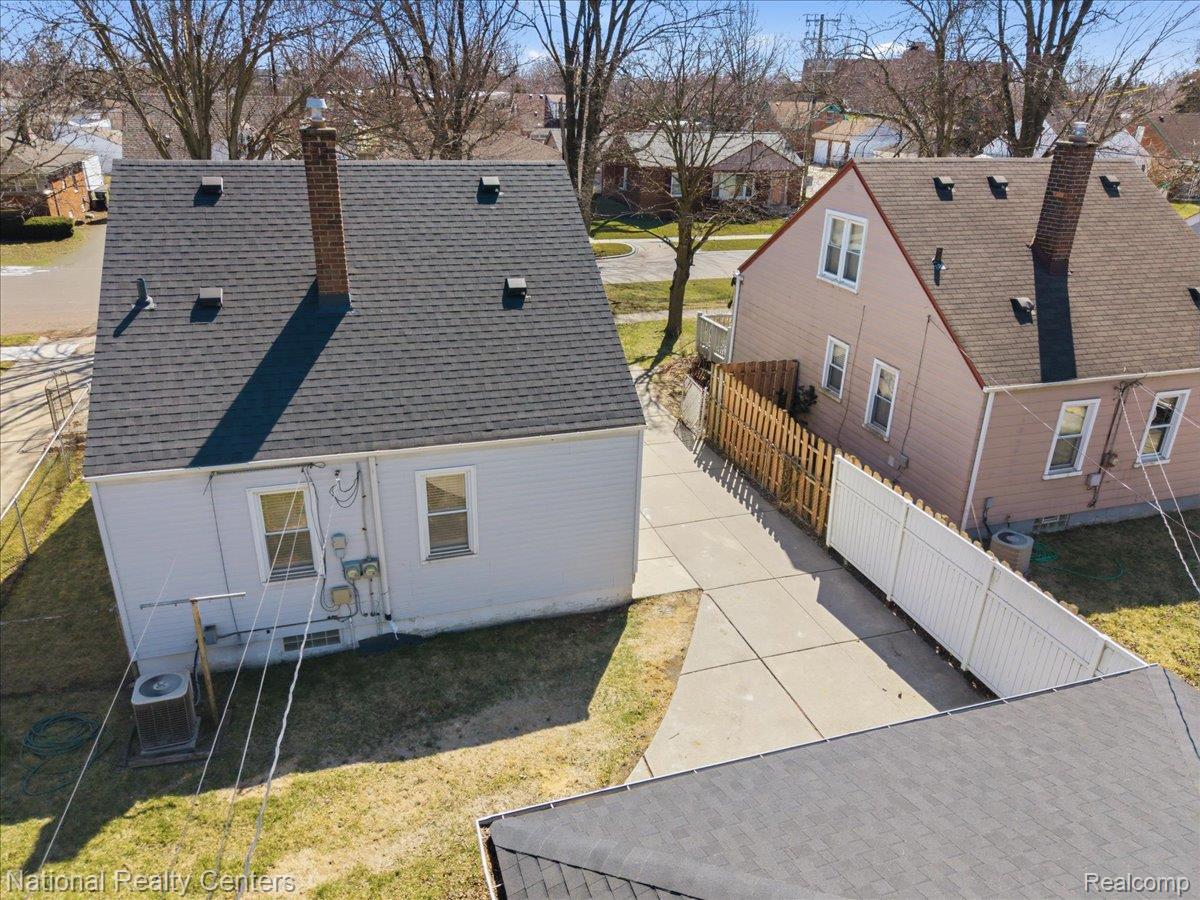 18051 Reed Street Melvindale, MI 48122 - Photo 34 of 35 32-DJI_20260328123433_0010_D.jpg