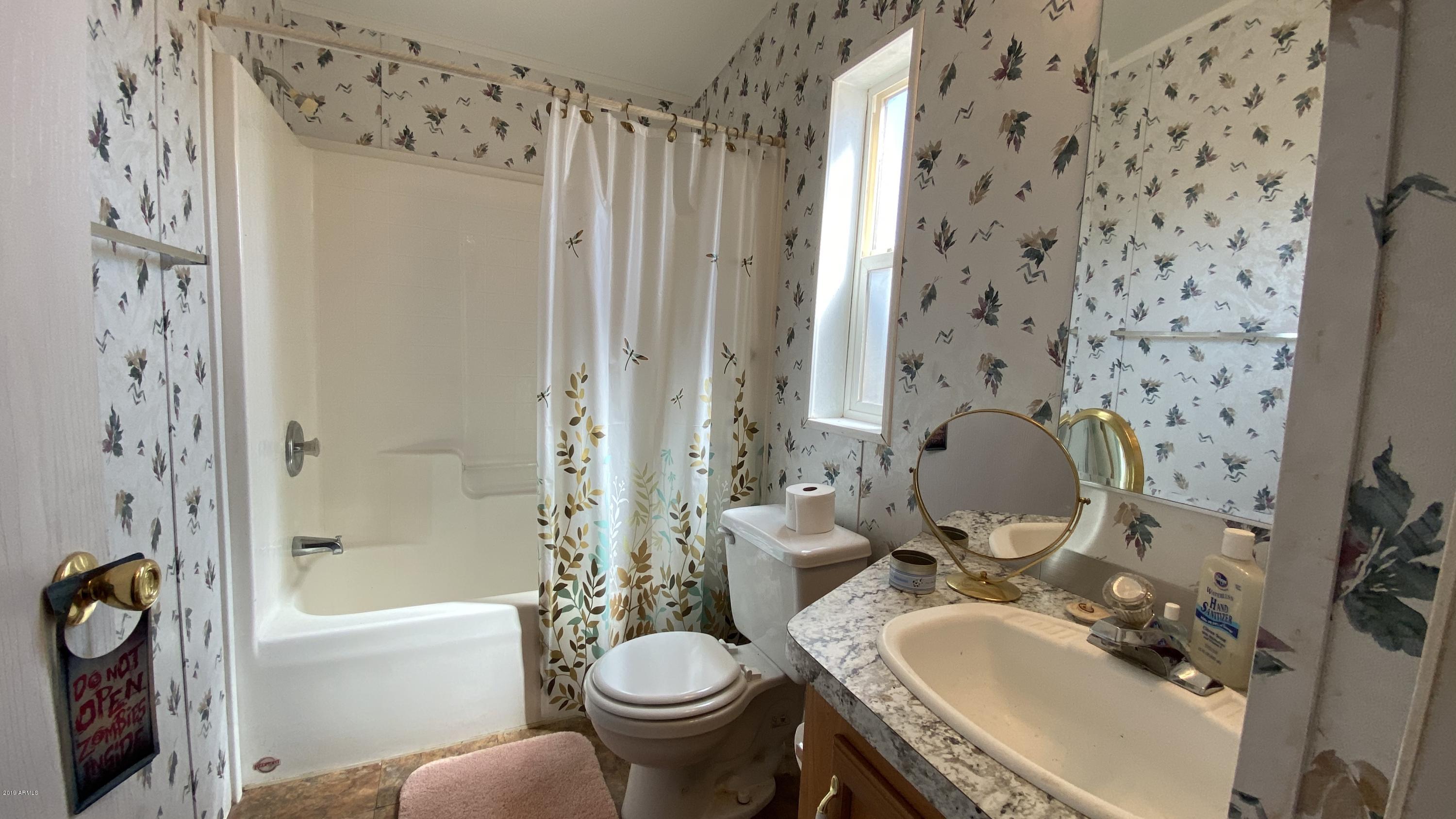 17494 North Stonebluff Road Maricopa, AZ 85139 - Photo 21 of 42 20_bathroom 3