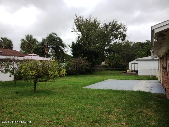 439 Irex Road Atlantic Beach, FL 32233 - Photo 10 of 12 a view of backyard with green space