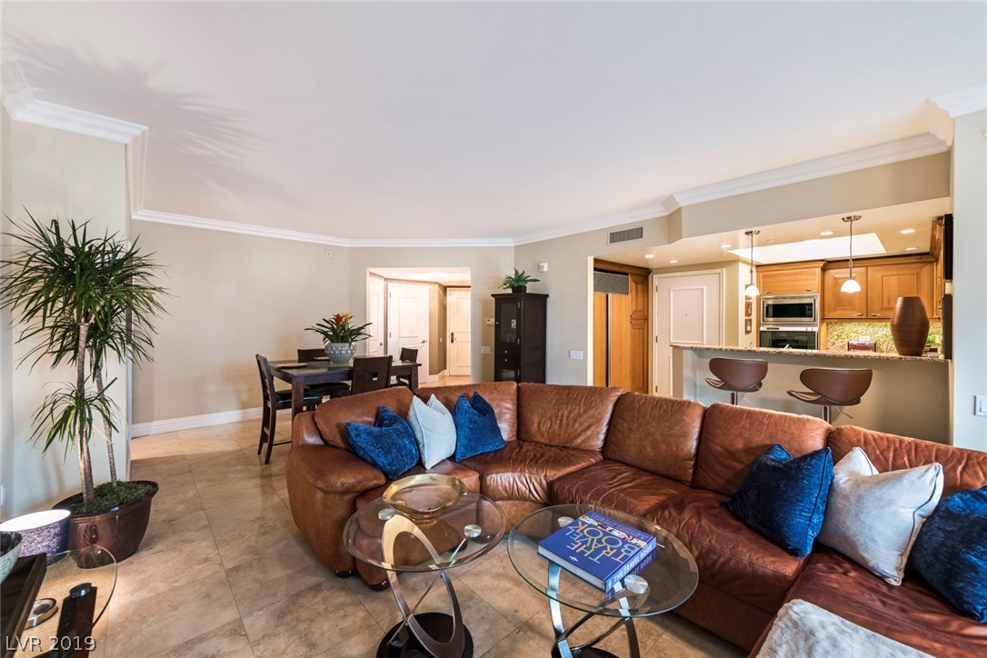2777 Paradise Road, Unit 602 Las Vegas, NV 89109 - Photo 3 of 18