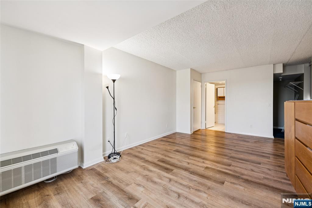 55 Clinton Place, Unit 510 Hackensack, NJ 07601 - Photo 18 of 31