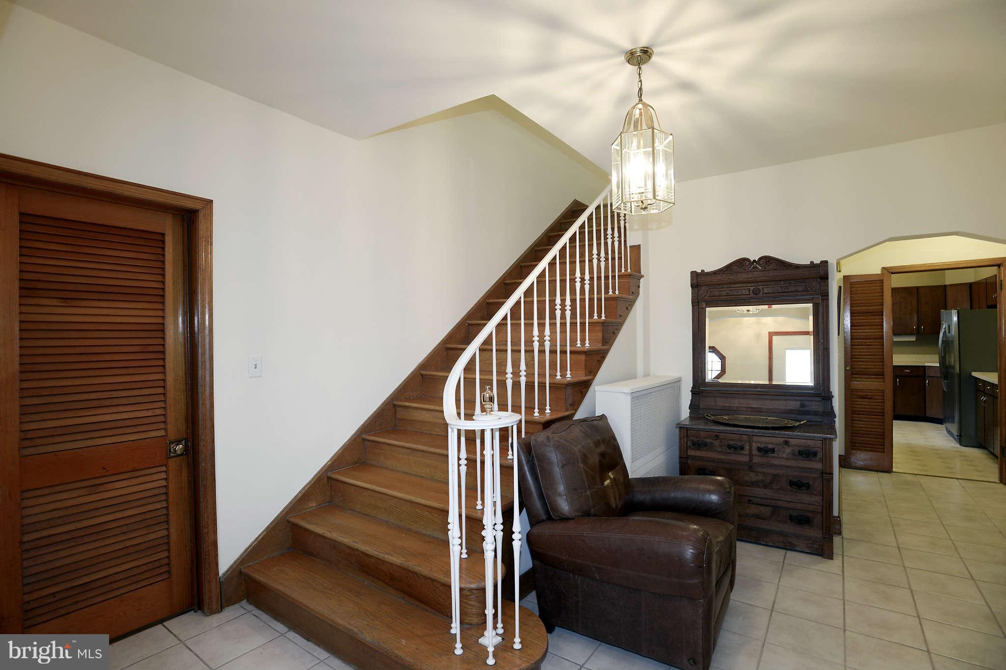 Entry Foyer
