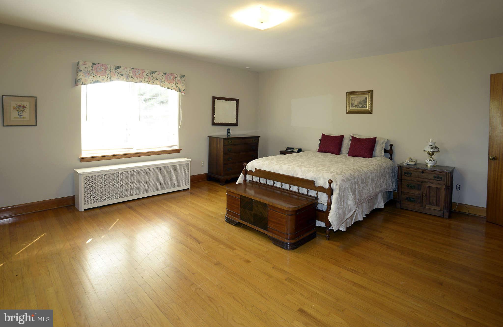 511 Gun Road Baltimore, MD 21227 - Photo 14 of 26 Bedroom (Master)
