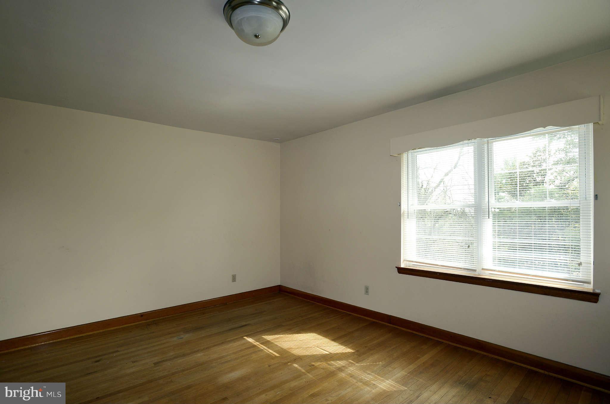 511 Gun Road Baltimore, MD 21227 - Photo 16 of 26 Bedroom #2