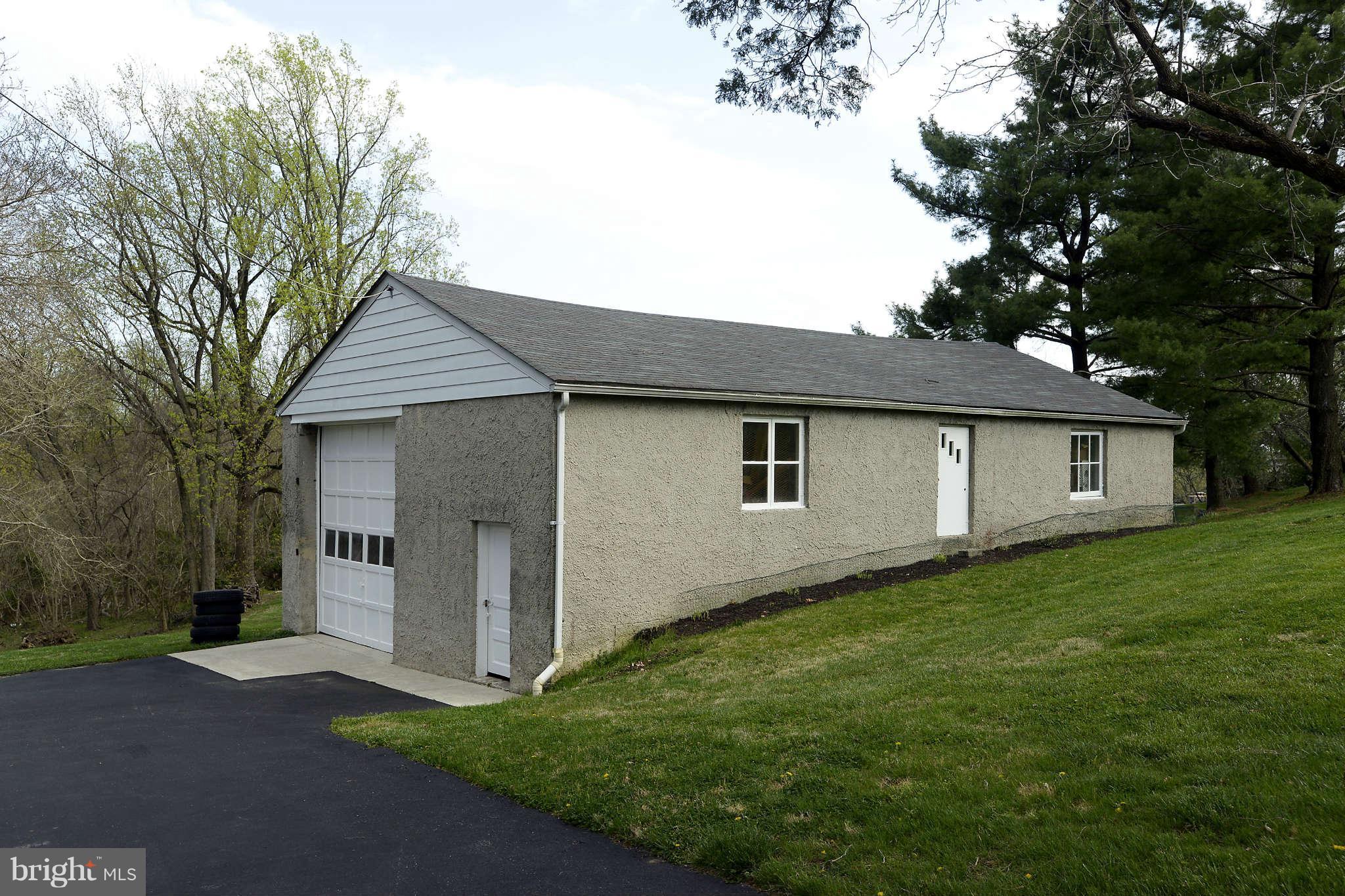 511 Gun Road Baltimore, MD 21227 - Photo 24 of 26 4-Car Detached Garage