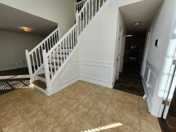 a view of entryway