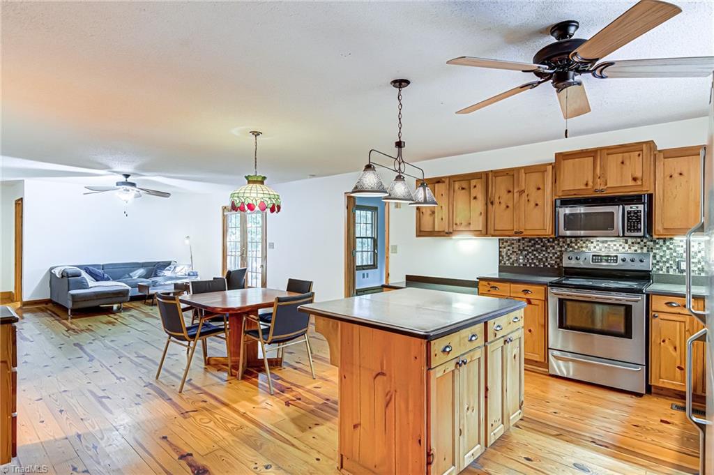 7602 Trowbridge Drive Browns Summit, NC 27214 - Photo 12 of 35