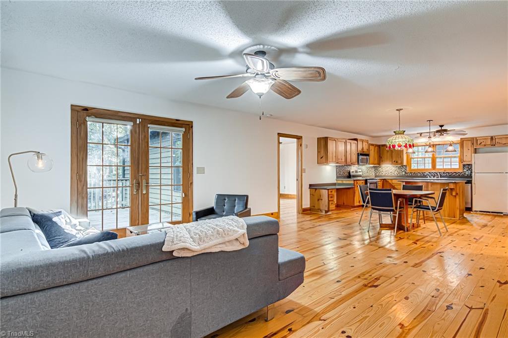 7602 Trowbridge Drive Browns Summit, NC 27214 - Photo 14 of 35