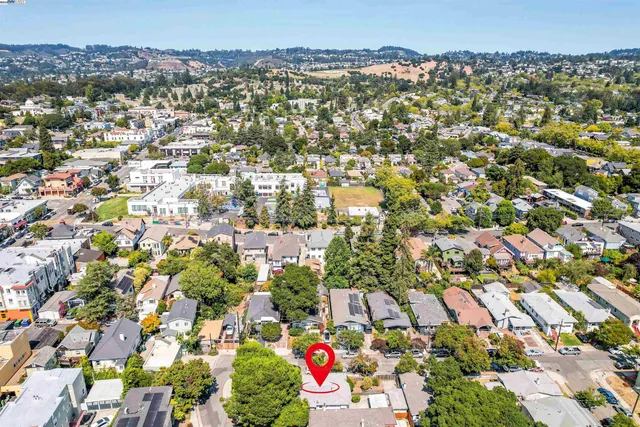 $925,000 | 57 Entrada Avenue, Oakland, CA 94611