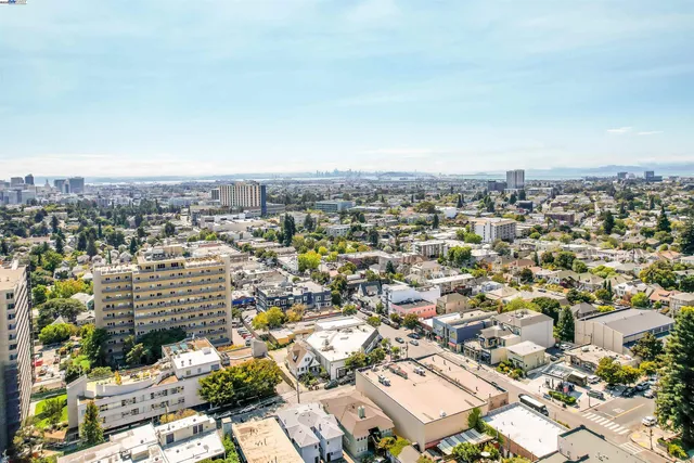 $925,000 | 57 Entrada Avenue, Oakland, CA 94611