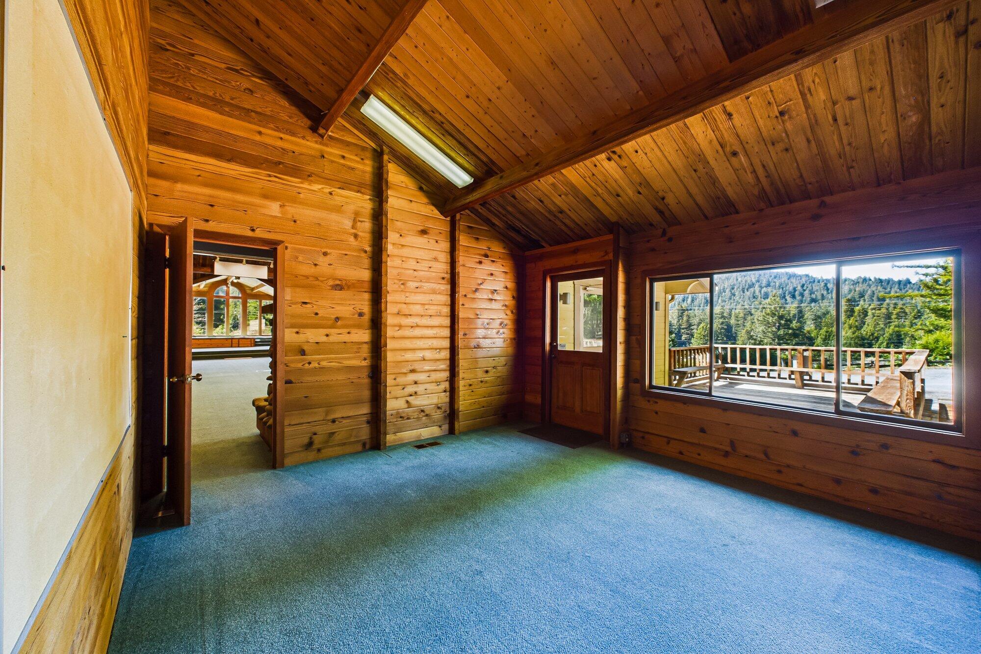 625 Newton Road Weott, CA 95571 - Photo 4 of 31