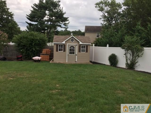 25 Tamarack Road Somerset, NJ 08873 - Photo 13 of 15 Gallery Image 13