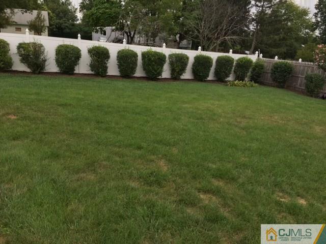 25 Tamarack Road Somerset, NJ 08873 - Photo 14 of 15 Gallery Image 14