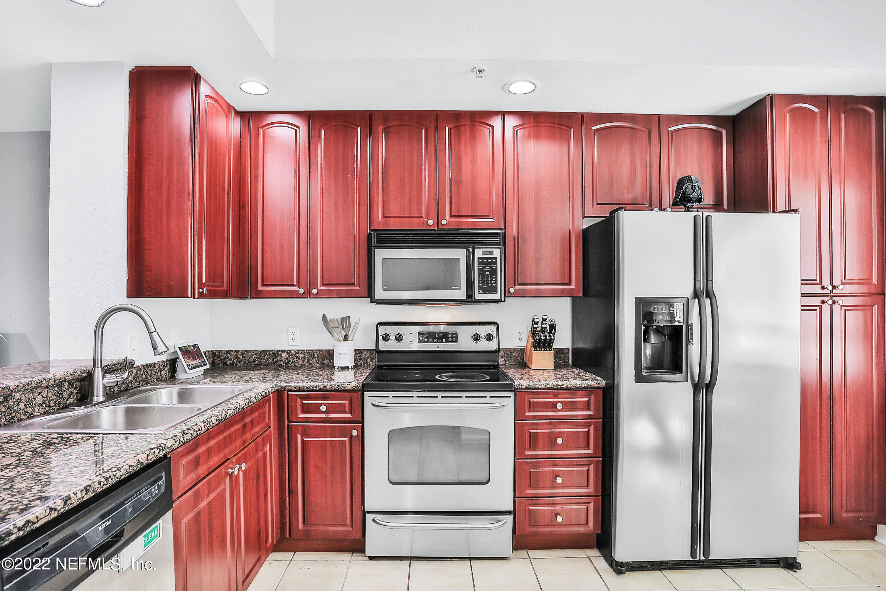 9745 Touchton Road, Unit 629 Jacksonville, FL 32246 - Photo 8 of 17 Kitchen