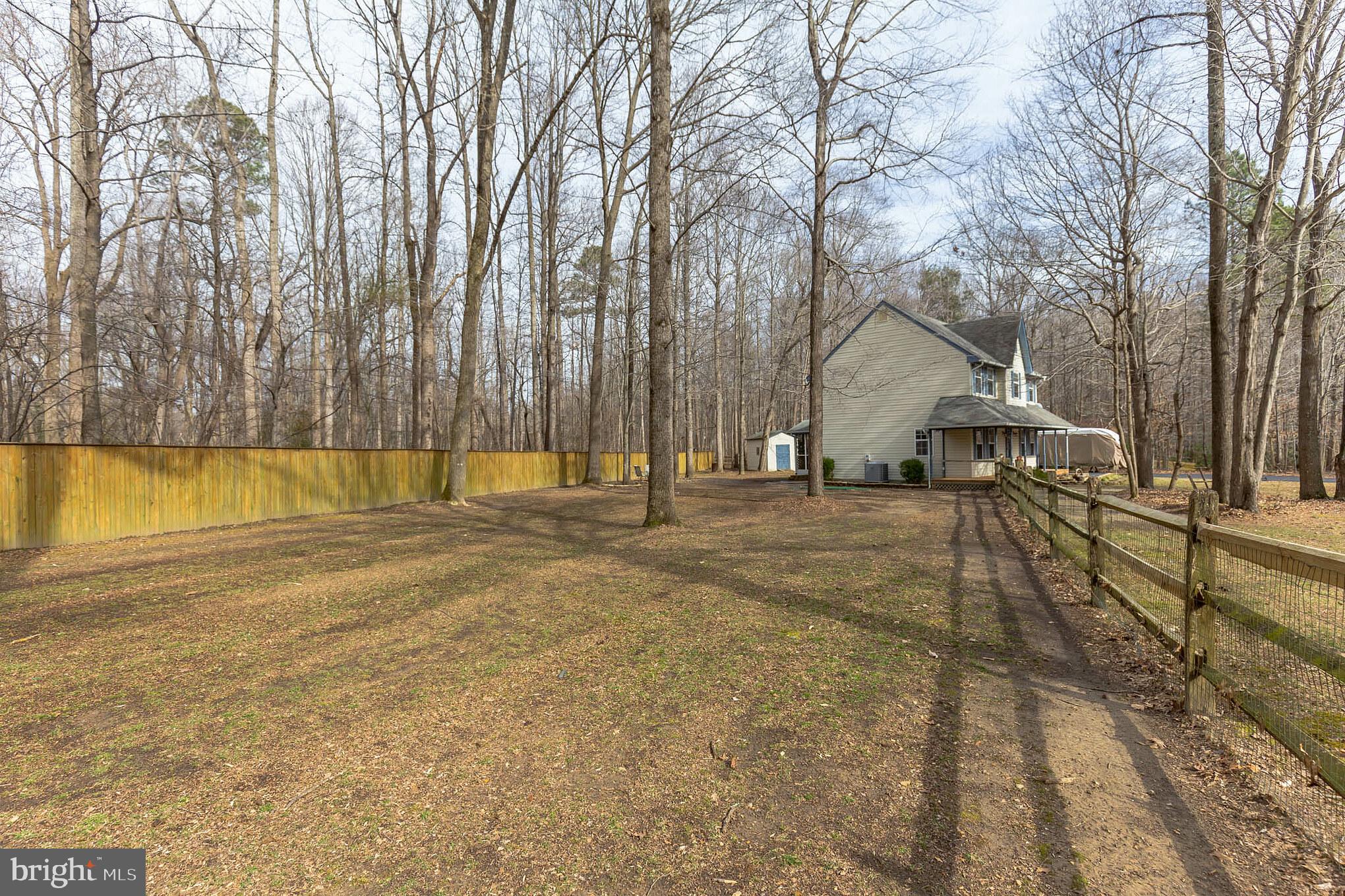 6010 Hillside Road St. Leonard, MD 20685 - Photo 4 of 29 275 ft privately fenced yard