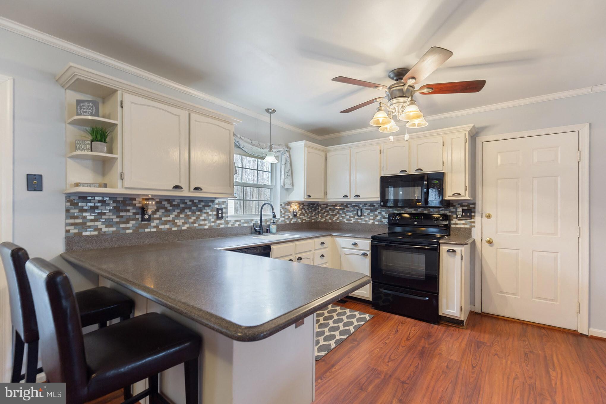 6010 Hillside Road St. Leonard, MD 20685 - Photo 6 of 29 Renovated Kitchen
