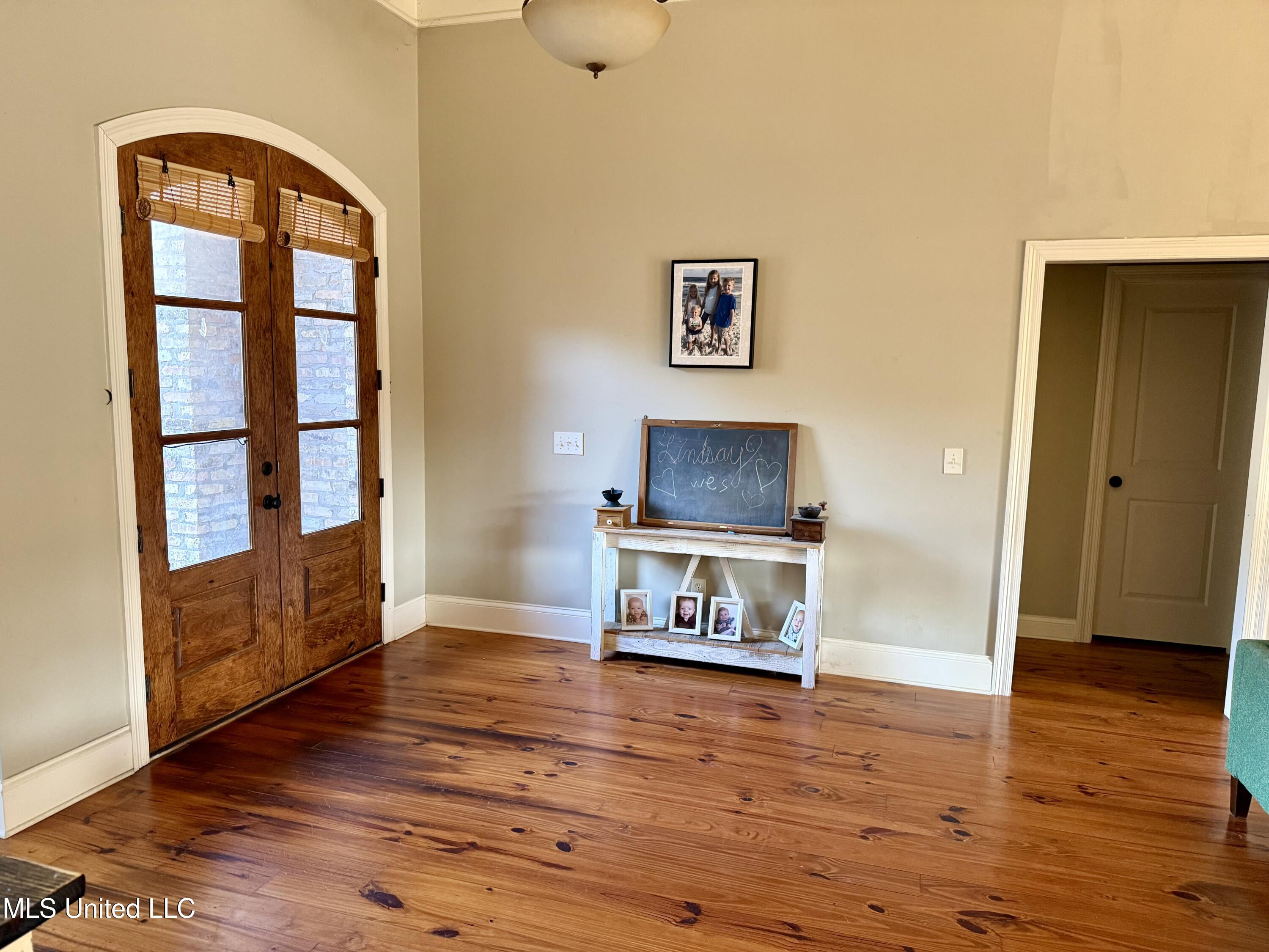 106 Elm Court Madison, MS 39110 - Photo 4 of 23 Image 04