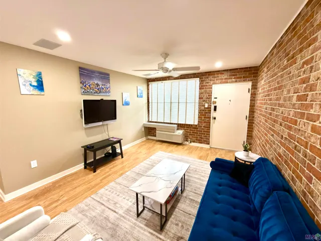 $99,999 | 3101 Highland Road, Unit 301, Baton Rouge, LA 70802