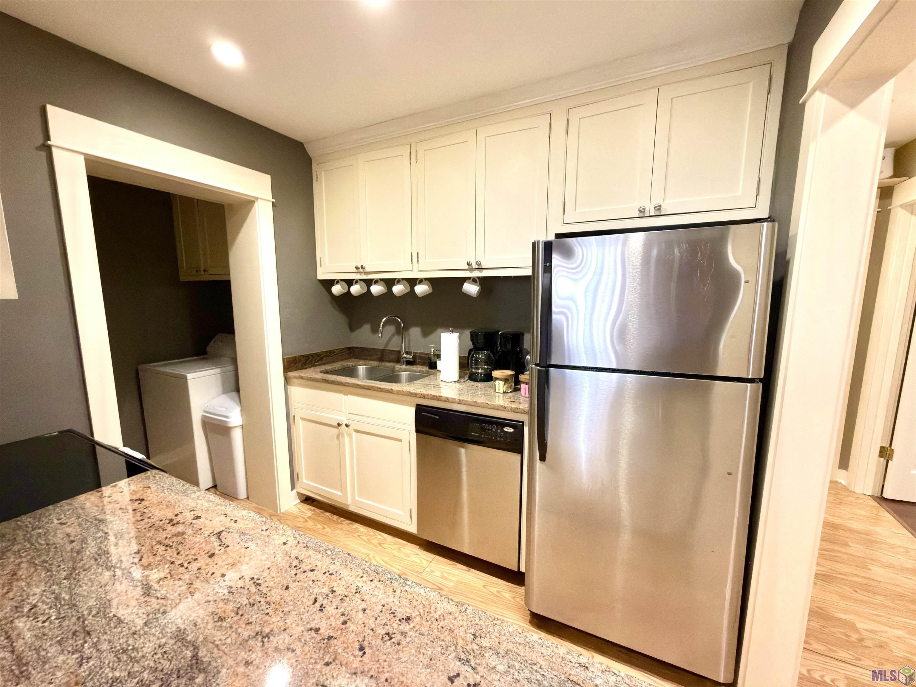 3101 Highland Road, Unit 301 Baton Rouge, LA 70802 - Photo 6 of 14