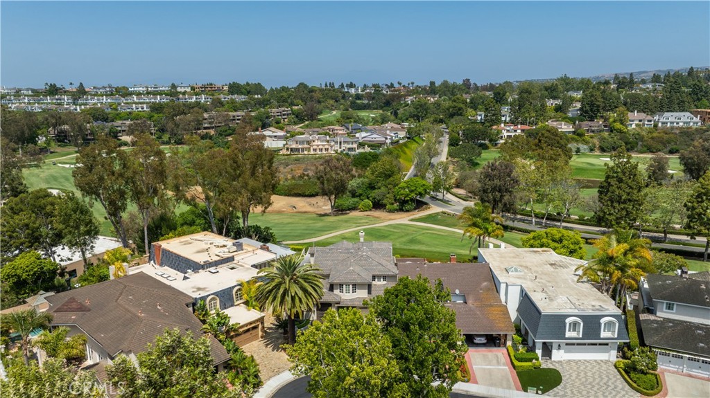 4 Rue Grand Ducal Newport Beach, CA 92660 - Photo 9 of 38