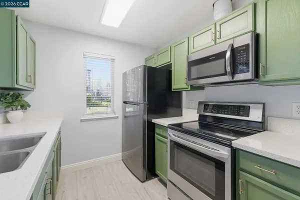 $2,800 | 102 Luna Grande Circle, Sacramento, CA 95834