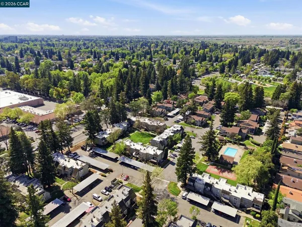 $2,800 | 102 Luna Grande Circle, Sacramento, CA 95834