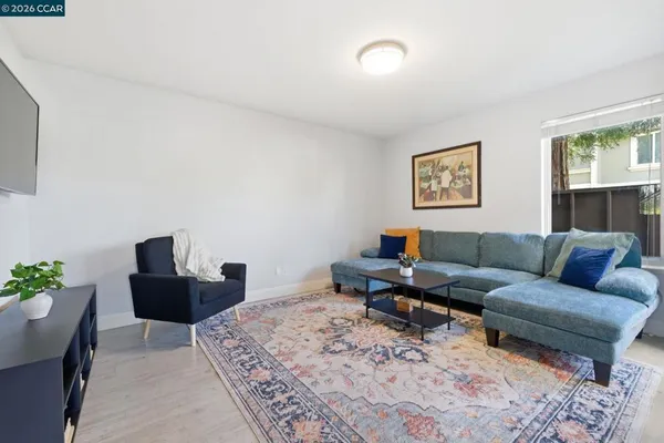 $2,800 | 102 Luna Grande Circle, Sacramento, CA 95834