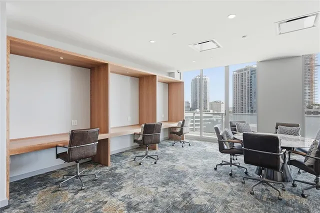 $9,500 | 400 Central Avenue, Unit 1803, St. Petersburg, FL 33701