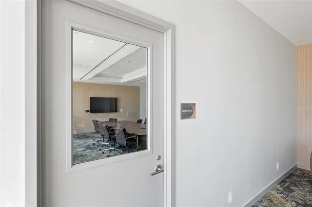 $9,500 | 400 Central Avenue, Unit 1803, St. Petersburg, FL 33701