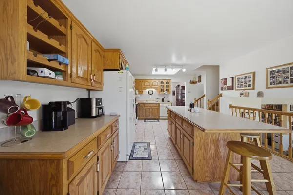 $349,500 | 1549 Wayne Drive, Crete, IL 60417