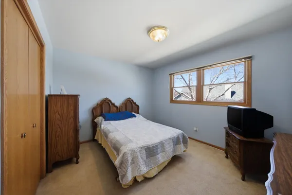 $349,500 | 1549 Wayne Drive, Crete, IL 60417