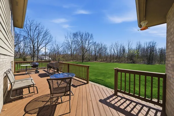 $349,500 | 1549 Wayne Drive, Crete, IL 60417