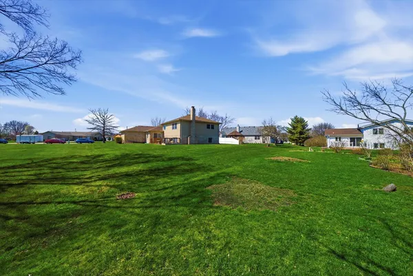 $349,500 | 1549 Wayne Drive, Crete, IL 60417